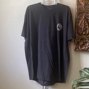 50% cotton 50% polyester. Brand: T & C surf designer Hawaii